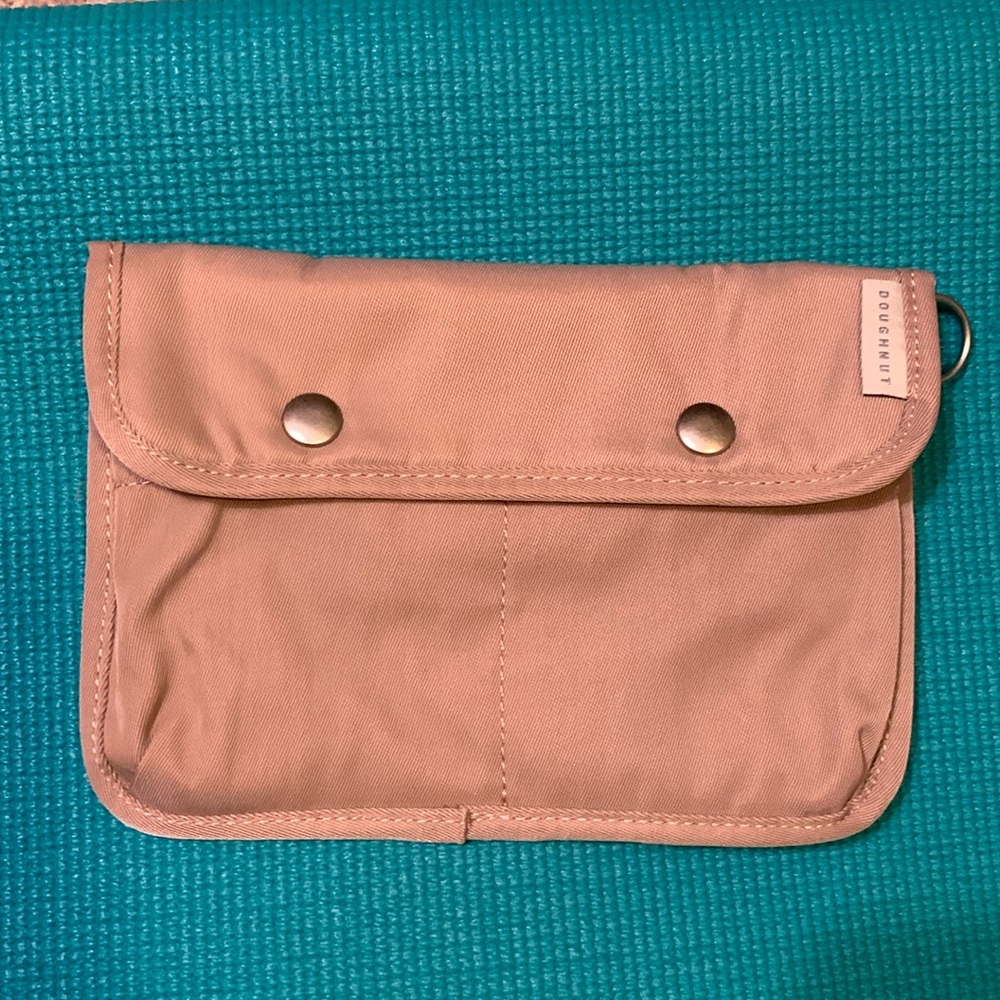 Doughnut | brand new inner pouch
